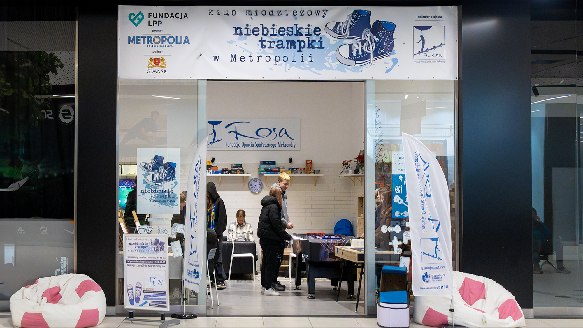 Klub Młodzieżowy Niebieskie Trampki